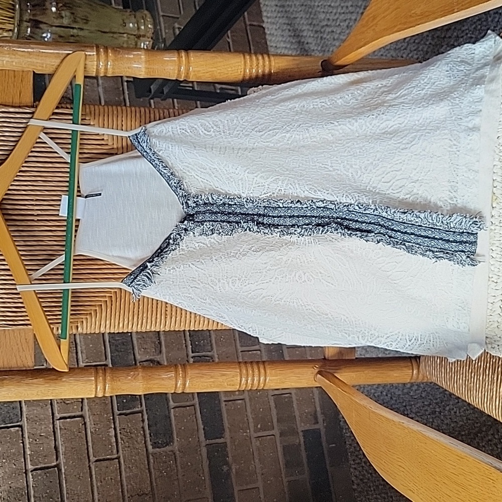 Anthropologie, Akemi + Kin lace, fringe tank , size S